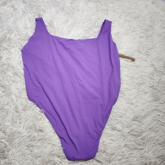 SKIMS FITS EVERYBODY HIGH CUT BODYSUIT IN ULTRA VIOLET/2X,3X, 4X/NWT - Picture 2 of 14